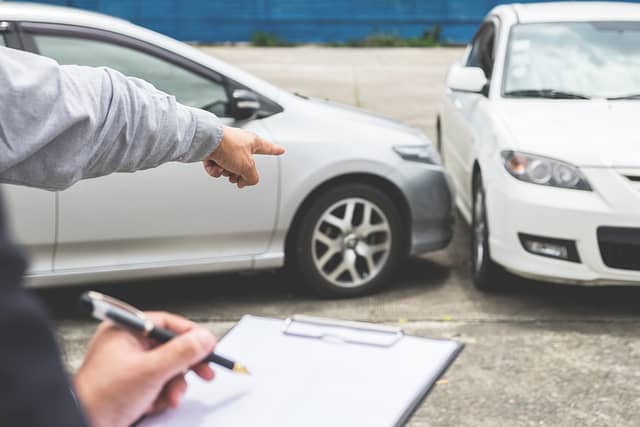 How Can an Attorney Help You With Your Car Accident? Dealing with an insurance adjuster